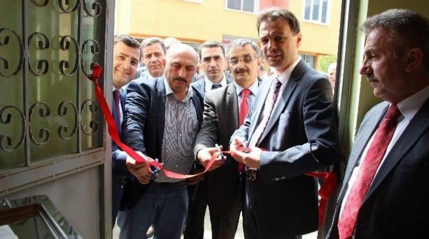 Başkan Ko&ccedil;han&rsquo;a Yukarık&ouml;y&rsquo;den Plaket