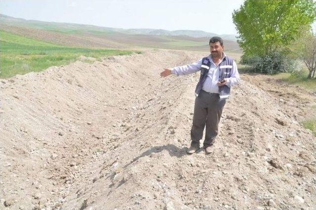 Yozgat İl &Ouml;zel İdaresi K&ouml;ylerde Hizmetlerini Aralıksız S&uuml;rd&uuml;r&uuml;yor 1