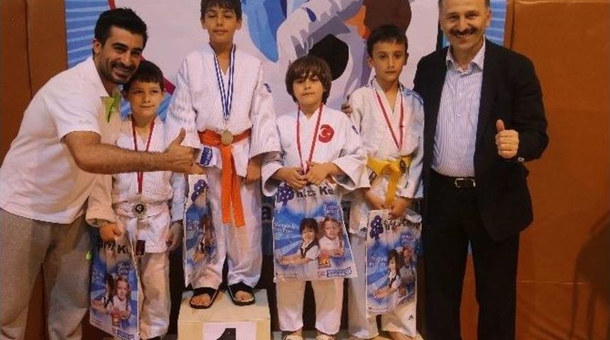 İhlas Koleji&rsquo;nden Judo Ş&ouml;leni