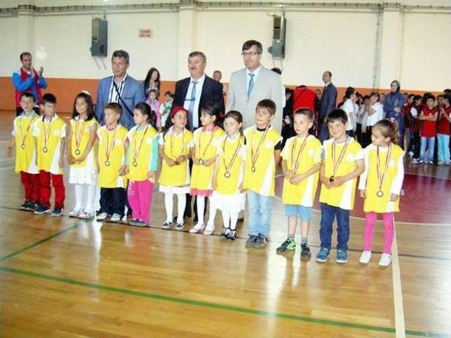 G&ouml;nen&rsquo;de Geleneksel &Ccedil;ocuk Oyunları Şenliği 1