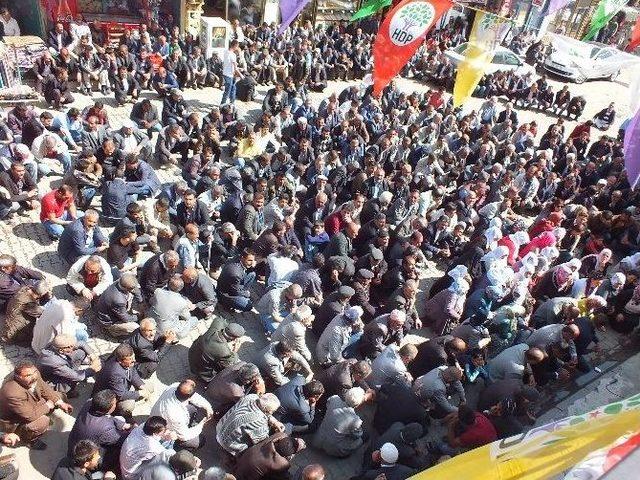 Hdp Bürolarına Yapılan Saldırı Kınandı