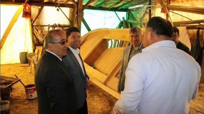 Ak Parti Milletvekili Adayları Tun&ccedil; Ve Yelkenci Kurucaşile&rsquo;de