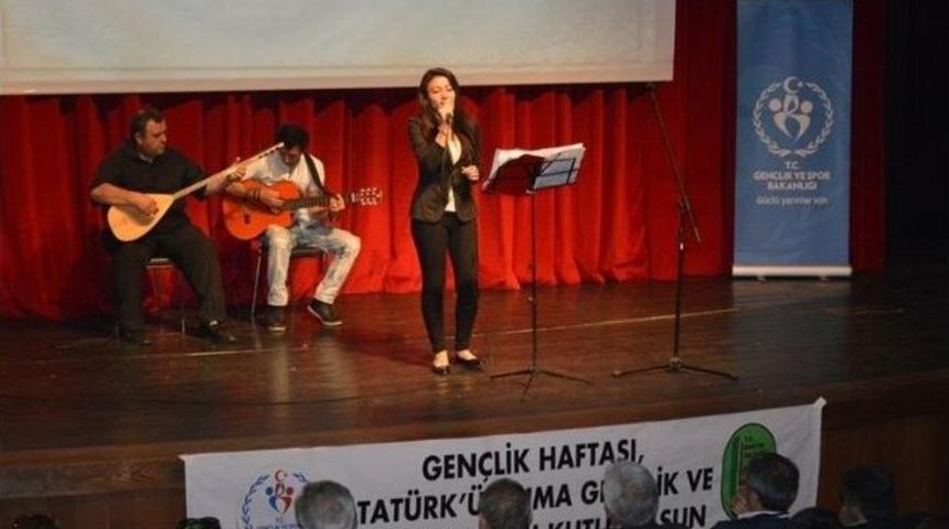 Bartın&rsquo;da Şiir Dinletisi D&uuml;zenlendi