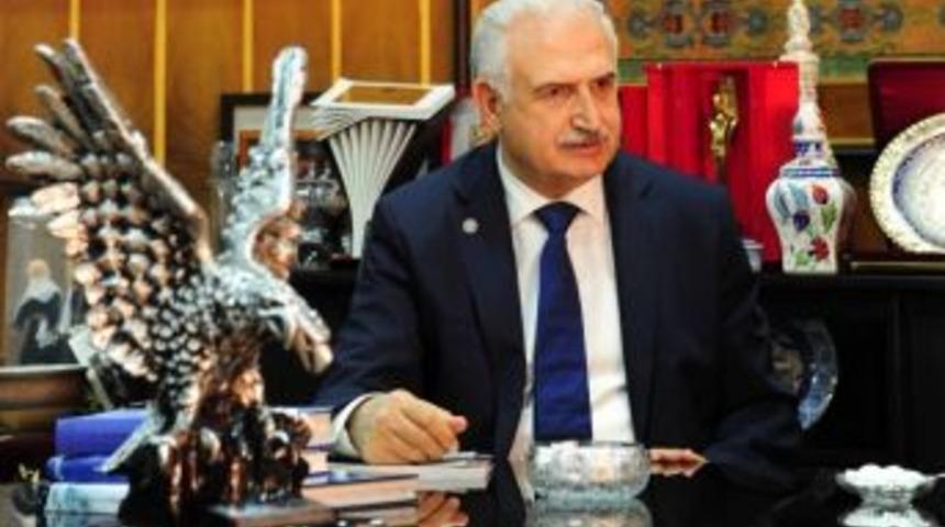 Rekt&ouml;r Prof. Dr. Ko&ccedil;ak&rsquo;tan 19 Mayıs Kutlama Mesajı