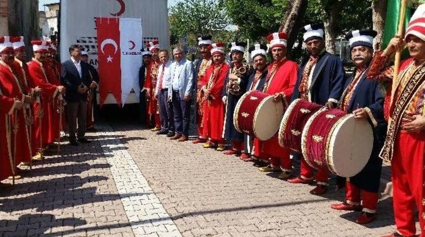 Kızılay&rsquo;dan Mehter Marşlı, Lokmalı Kan Bağışı
