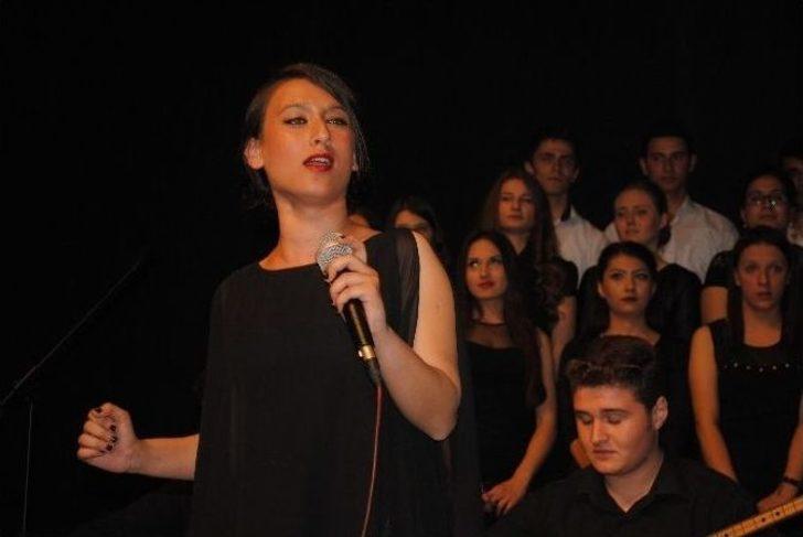 Güzel Sanatlardan Konser G4