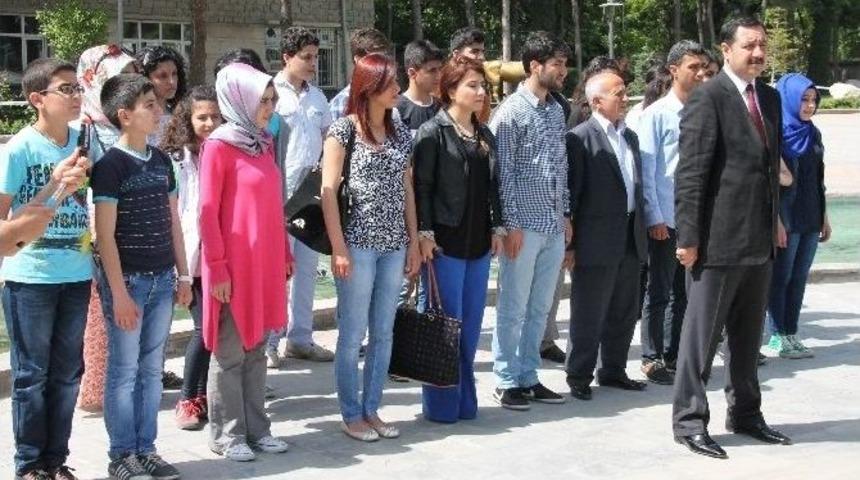 Elazığ&rsquo;da 19 Mayıs Atat&uuml;rk&rsquo;&uuml; Anma Gen&ccedil;lik Ve Spor Bayramı Kutlamaları