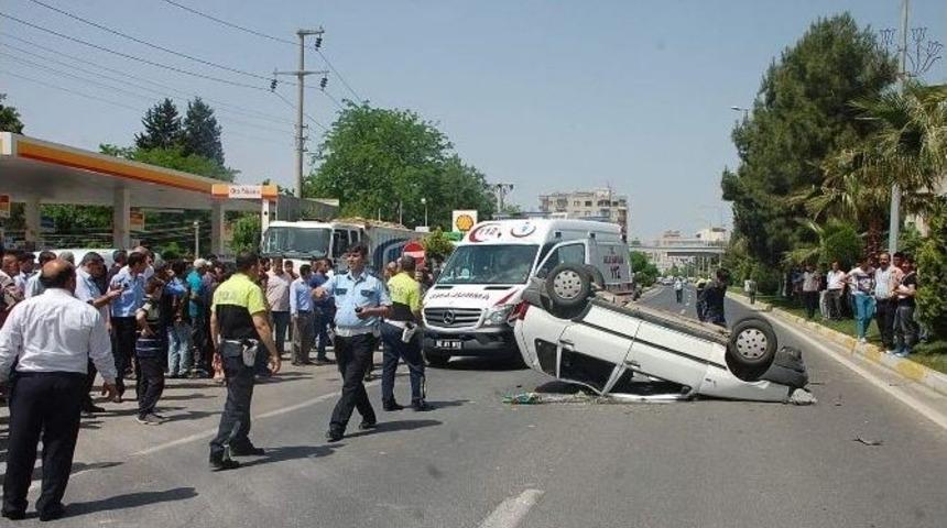 Pikniğe Giden Ailenin Otomobili Takla Attı: D&ouml;rt Yaralı