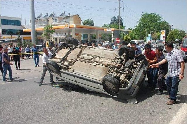 Pikniğe Giden Ailenin Otomobili Takla Attı: D&ouml;rt Yaralı 2