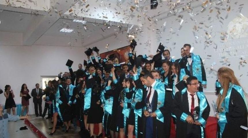Beyşehir&rsquo;de Mezuniyet Sevinci