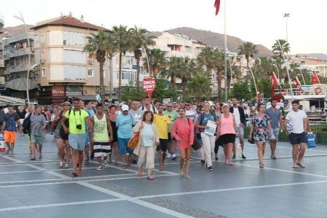 Marmaris’te Turistler Gizli Cenneti Mavi Tur İle Keşfediyor