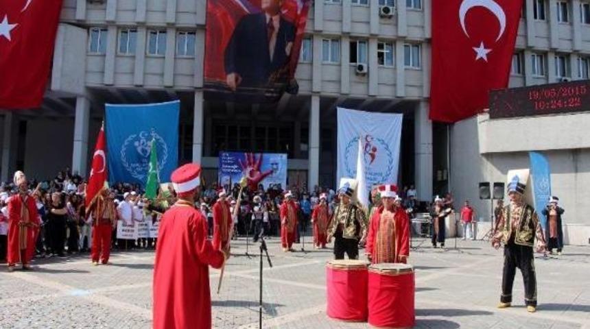 Zonguldak&rsquo;Ta 19 Mayıs Coşkusu