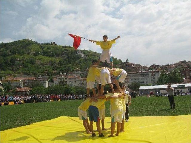 Niksar’da Gençlik 19 Mayıs’ta Buluştu