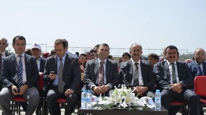 B&uuml;nyan&rsquo;da 19 Mayıs Coşkusu