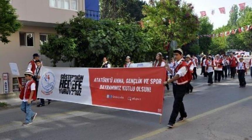 Yalova&rsquo;Da Gen&ccedil;ler Y&uuml;r&uuml;d&uuml;