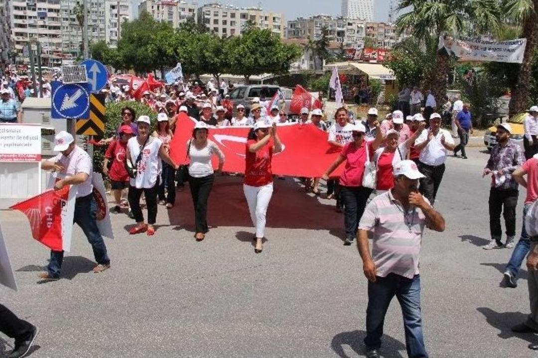 Mersin&rsquo;de Chp Ve Sivil Toplum &Ouml;rg&uuml;tlerinden Alternatif Kutlama