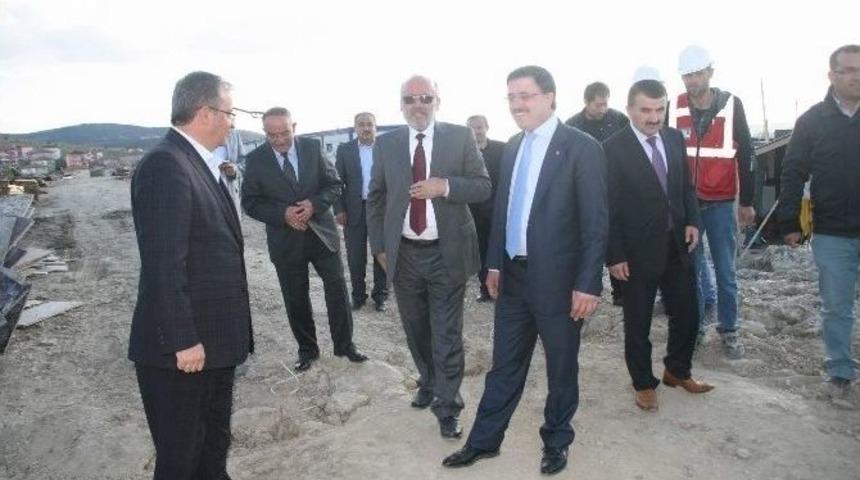Ak Parti Yozgat Milletvekili Yusuf Başer Diyanet Eğitim Merkezi İnşaatını İnceledi