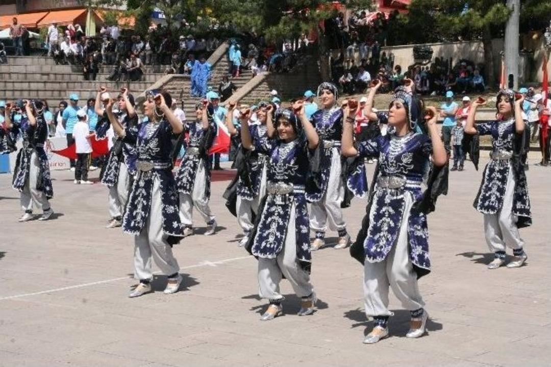 Yozgat&rsquo;ta 19 Mayıs Gen&ccedil;lik Ve Spor Bayramı Coşku İle Kutlandı