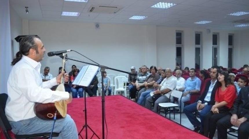 Aşık Mahzuni Şerif İzmir&rsquo;de T&uuml;rk&uuml;lerle Anıldı