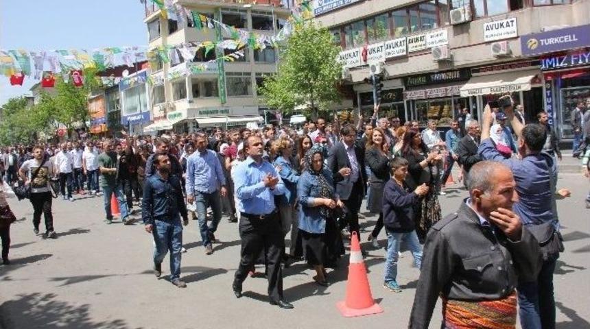 Hdp Adana Ve Mersin İl Başkanlığına Yapılan Saldırı