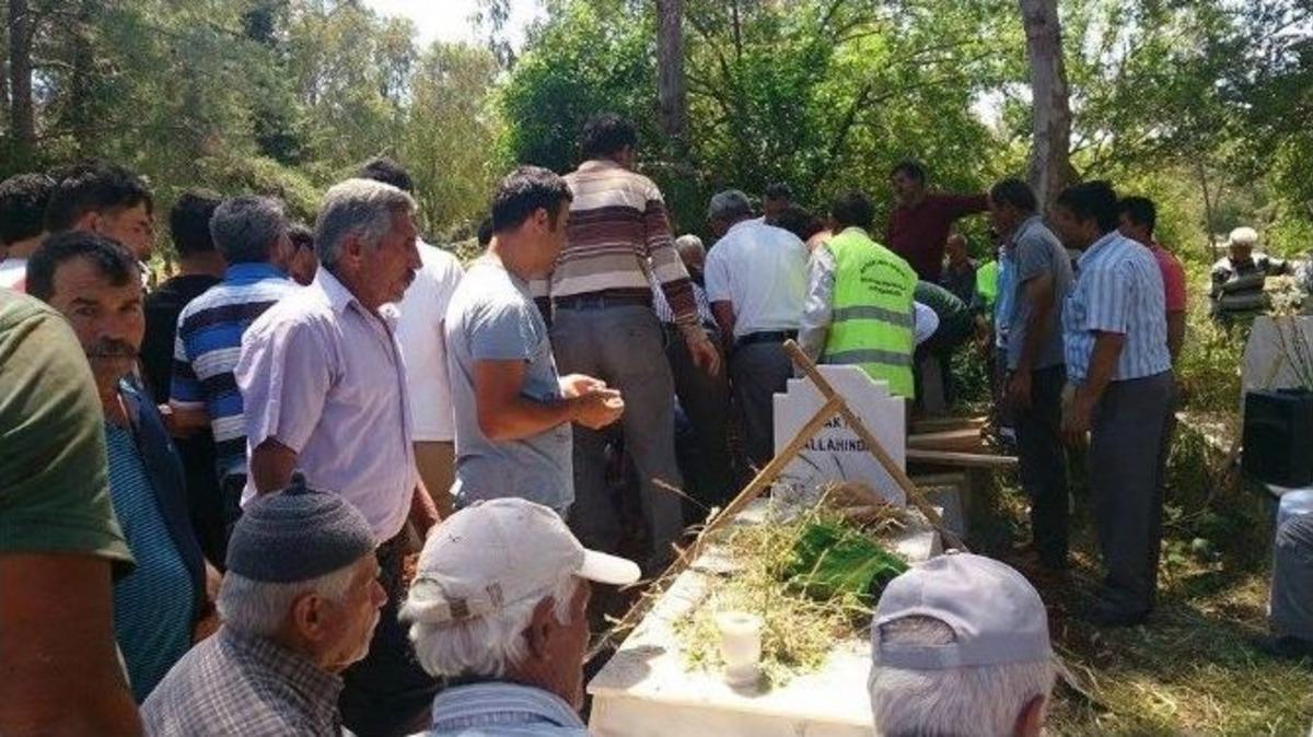 Antalya&rsquo;nın En Yaşlı Kadını 112 Yaşında Hayata Veda Etti