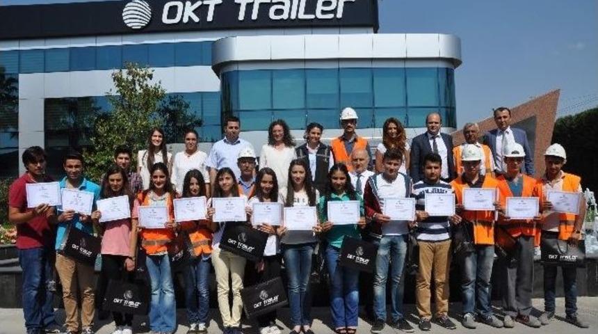 Aydınlı Gen&ccedil;ler Bayramlarını Geleceklerini Planlayarak Kutladı