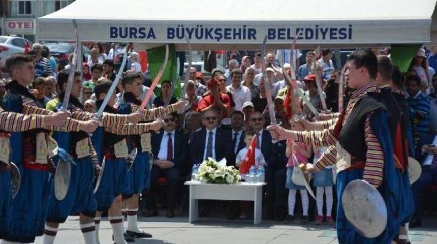 M&uuml;ezzinoğlu: Atat&uuml;rk'&uuml; Anmanın Yanı Sıra Anlamaya Da Ihtiya&ccedil; Var