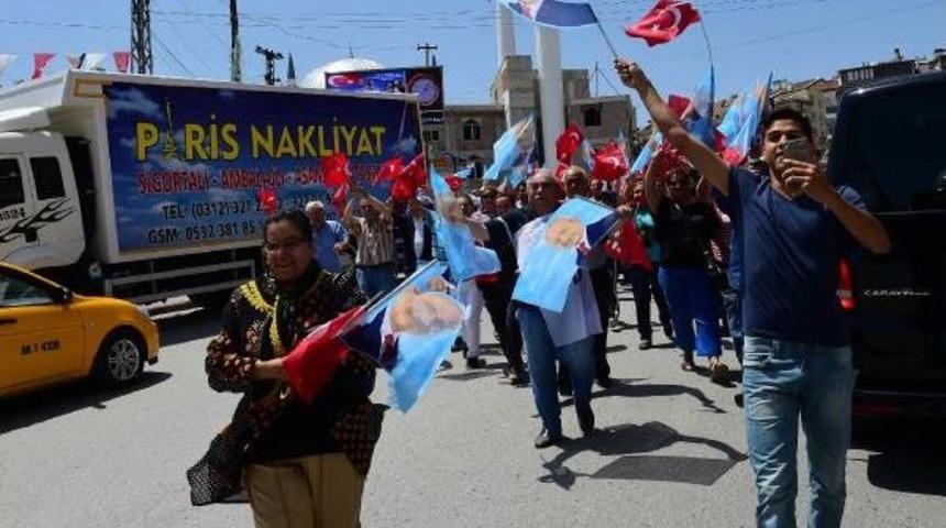 Kılı&ccedil;daroğlu: Bu &Uuml;lkeyi Kuranların &Ccedil;abalarını Birileri Gizlemek Istiyor