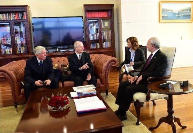 Agit Se&ccedil;im G&ouml;zlem Heyeti &Uuml;yeleri, Kılı&ccedil;daroğlu nu Ziyaret Etti 1