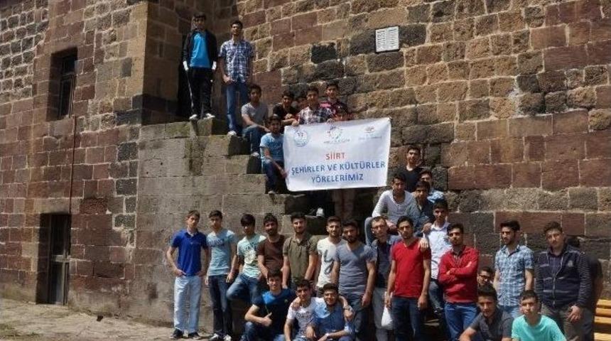 Gen&ccedil;ler Bitlis&rsquo;i Gezdi