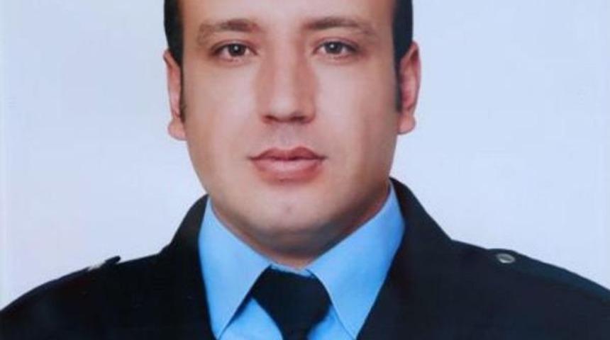 Kazada &Ouml;len Infaz Koruma Memuru, Adliye &Ouml;n&uuml;ndeki T&ouml;renin Ardından Toprağa Verildi