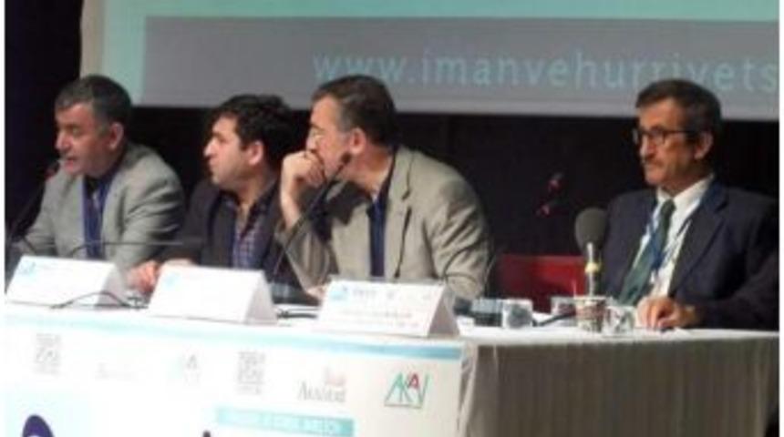 Prof. Dr. Hacı Duran Mardin&rsquo;de Sempozyuma Katıldı