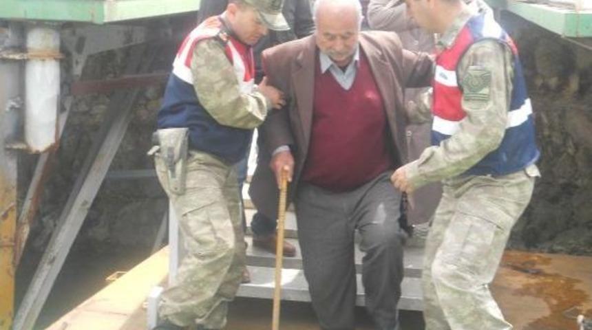 Şehit Yakınları Ile Gazilere Tekne Turu