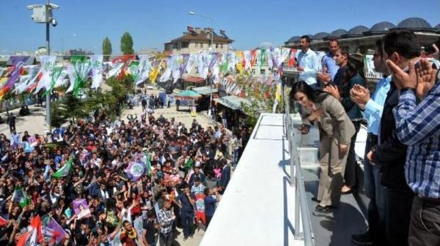 Y&uuml;ksekdağ Van'da Engelliler Ile Bir Araya Geldi (2)