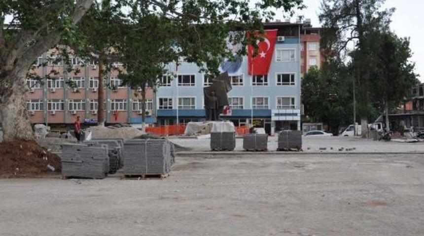 İslahiye'de Atat&uuml;rk Anıtı'na Saygısızlık Tepkisi