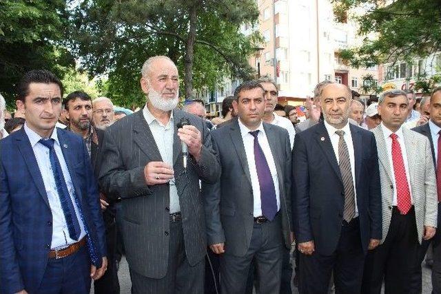 Agd Üyelerinden Muhammed Mursi’ye Destek