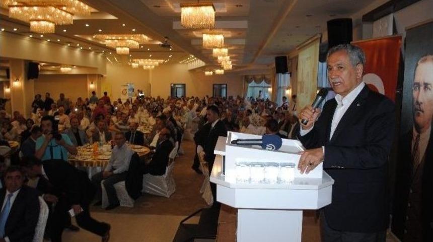 Başbakan Yardımcısı B&uuml;lent Arın&ccedil;: