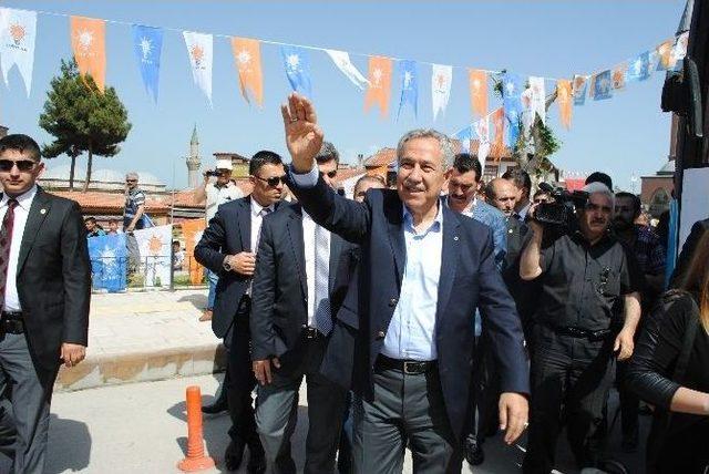 Başbakan Yardımcısı B&uuml;lent Arın&ccedil;: 1