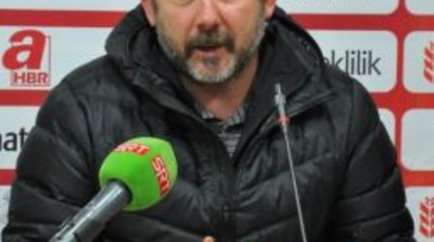 Sergen Yal&ccedil;ın&rsquo;dan Hakeme Sert Tepki