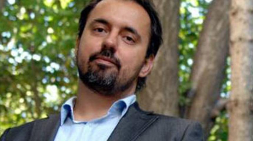 'Selim T&uuml;rkhan'ı ikna eden, se&ccedil;imi kazanır'