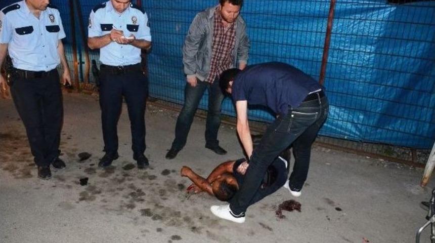 Malatya&rsquo;da Bı&ccedil;aklı Kavgada 5 Kişi Yaralandı