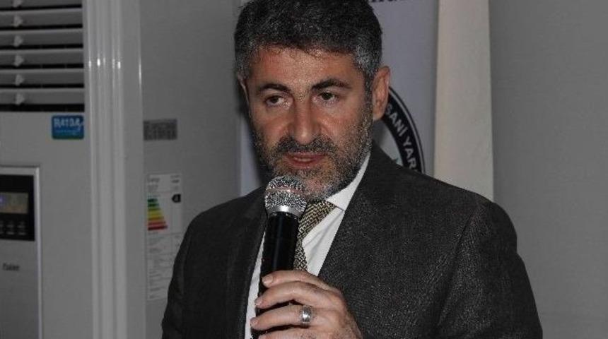Ak Parti&rsquo;li Nebati, Ağlamamak İ&ccedil;in Kendini Zor Tuttu