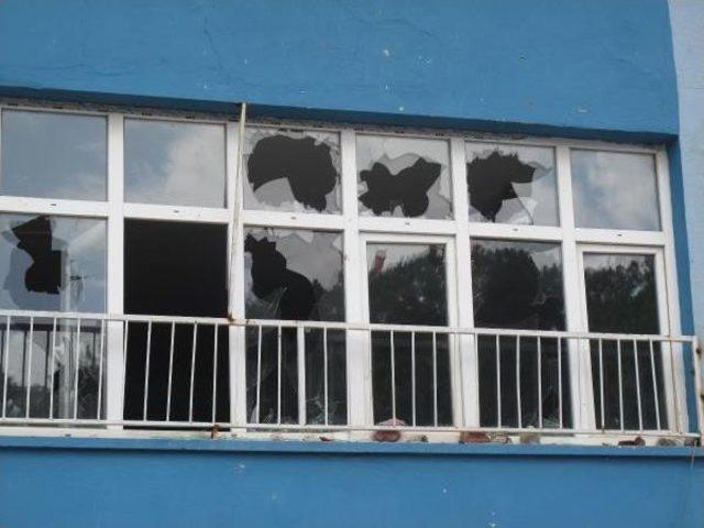 Okulda Hırsız Talanı 1