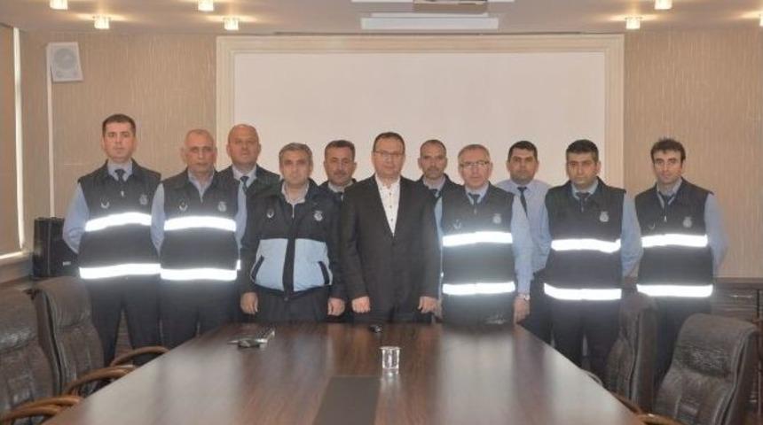 Kartepe&rsquo;de Hizmet İ&ccedil;i Eğitim Seminerleri S&uuml;r&uuml;yor