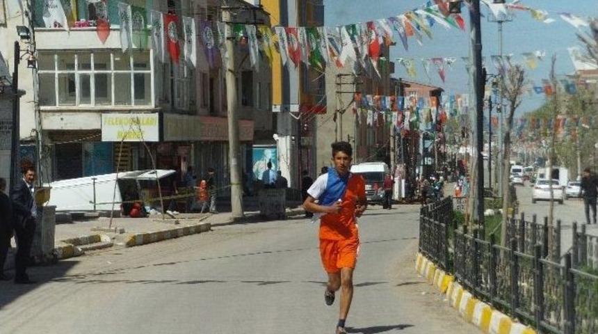 &Ouml;zalp&rsquo;ta Gen&ccedil;lik Koşusu