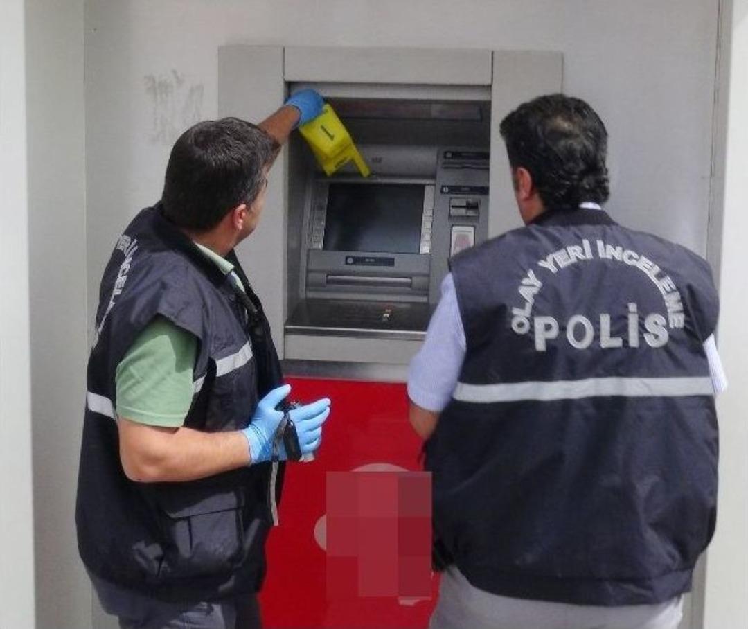 Aksaray&rsquo;da Atm&rsquo;ye Kartlı Ve &Ccedil;ift Kameralı D&uuml;zenek