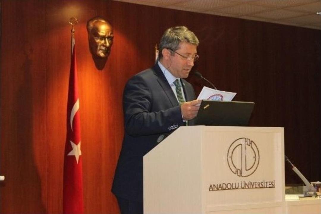 Anadolu &Uuml;niversitesi İle G&uuml;mr&uuml;k Ve Ticaret Bakanlığı Arasında Protokol İmzalandı