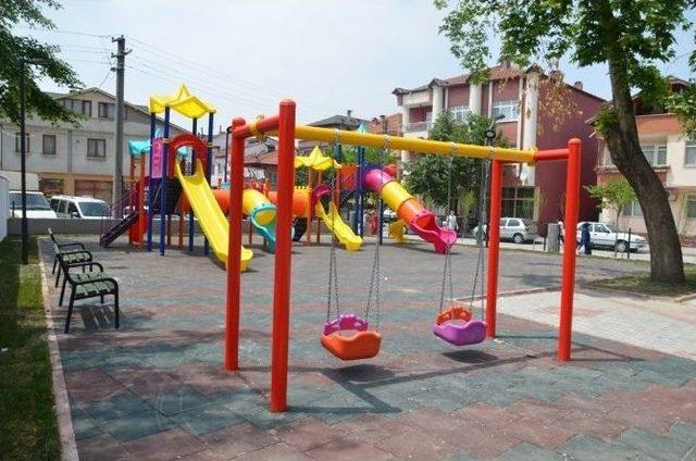 Yunus Emre Meydanı Genişledi 1