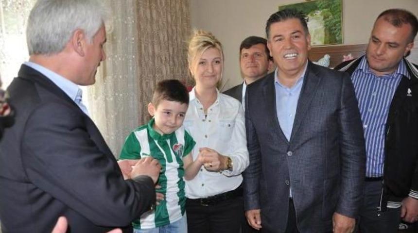 Kampanya Sonu&ccedil; Verdi; Kayra Tedavi I&ccedil;in Abd'ye Gidiyor