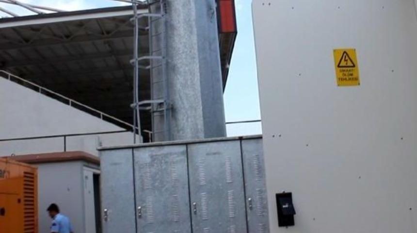 Trafoda Patlama: 3 Yaralı